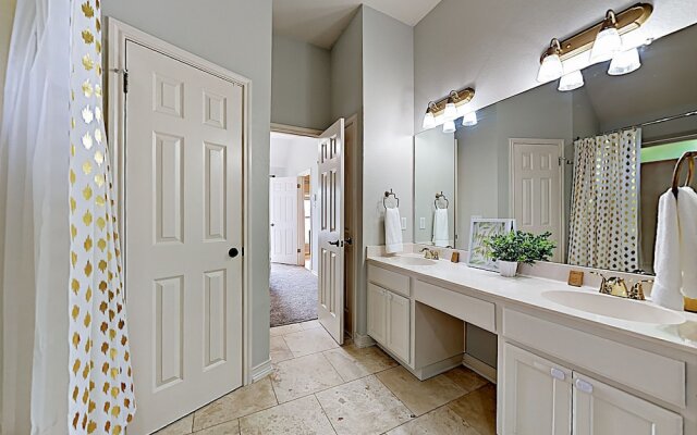 10807 Dripping Springs - 3 Br Home