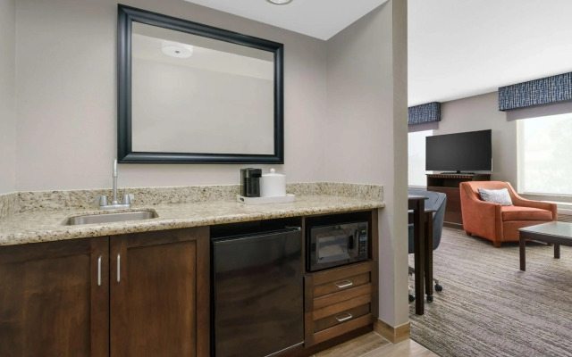 Hampton Inn & Suites Thousand Oaks, CA