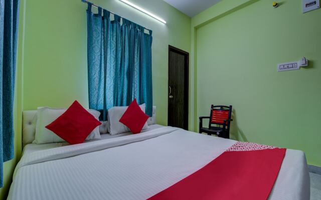 OYO Flagship 13777 VIP Palace