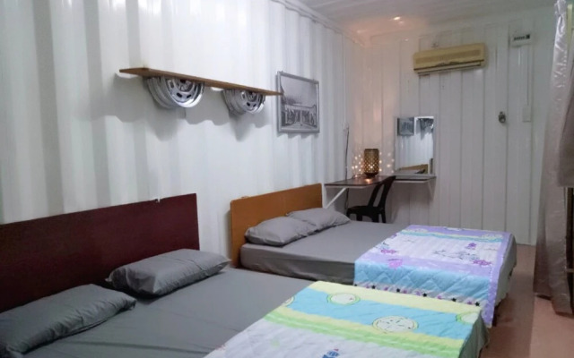 5 Stone Cabin Chalet