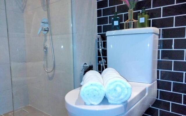 Signature 1 Bedroom EnSuite 3Pax, Sunway BRT Lagoon Pyramid