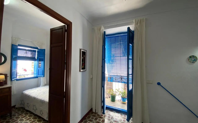 Casa la Rana Charming Townhouse near the beach