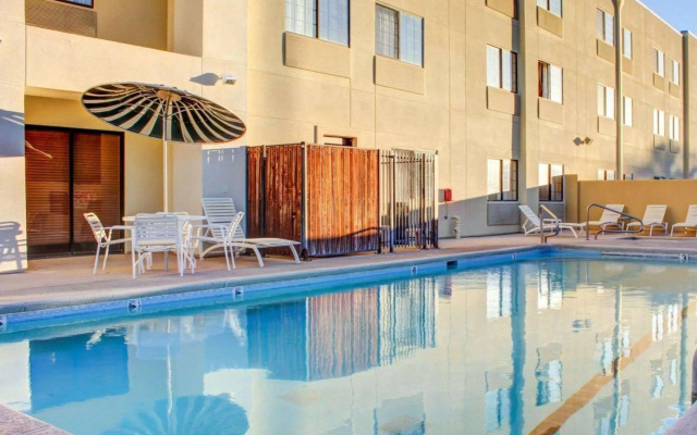 Spark By Hilton Tucson Airport