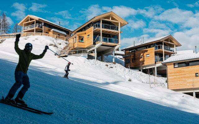 Chalet With Panoramic Sauna