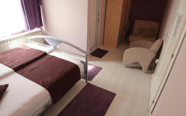 Hotel Ženeva