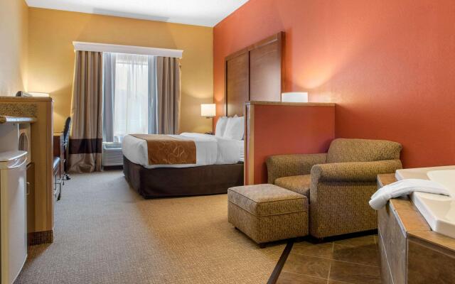 Comfort Suites Louisville Airport