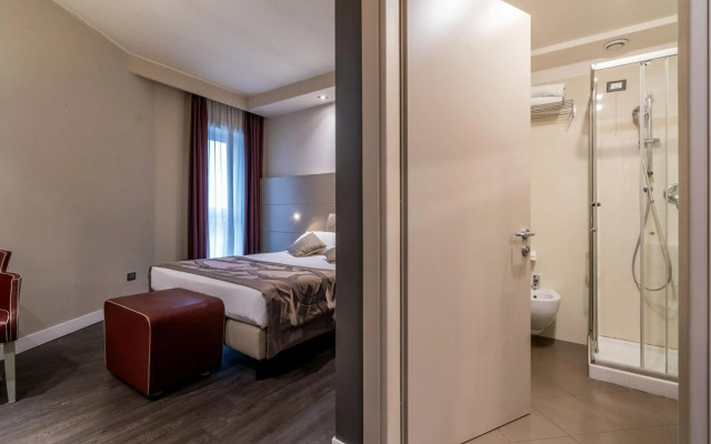 Smart Hotel Holiday