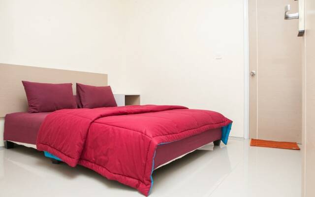 RedDoorz near Maranatha University 3