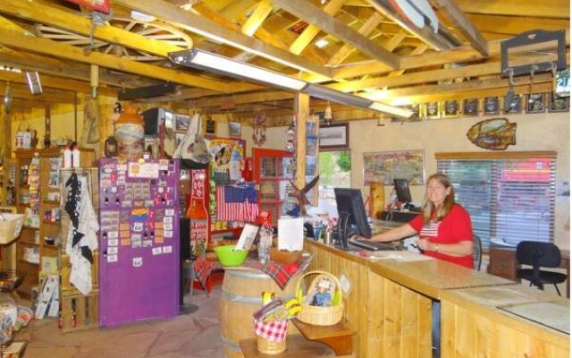 Canyon Motel and RV Park