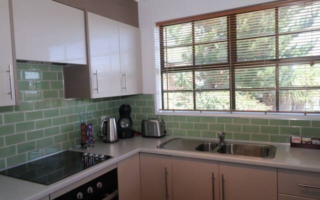 Sunny Unit on Grey Street