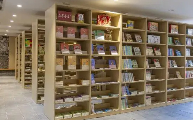 Qianyuan Jiangxin Hotel