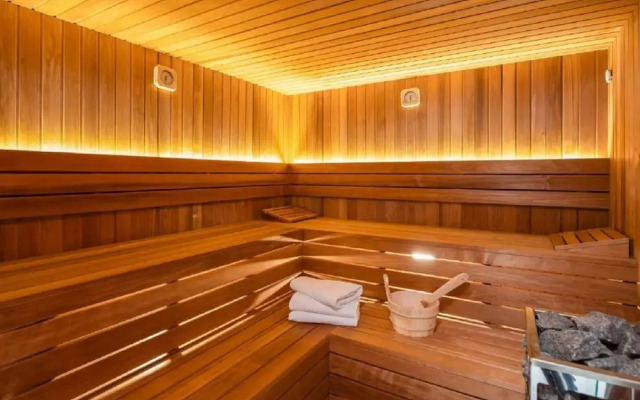 Luxury Villa With Swimming Pool and Sauna