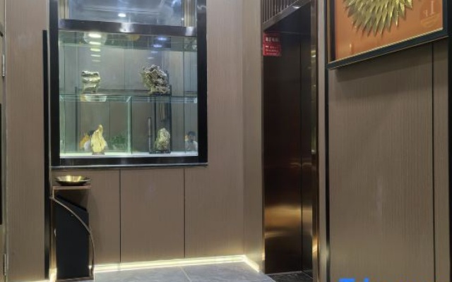 Sightseeing Hotel (Urumqi Altay Road Airport Branch)