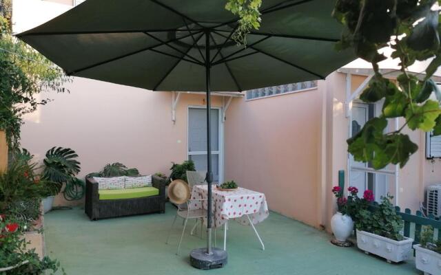 Trizinia View