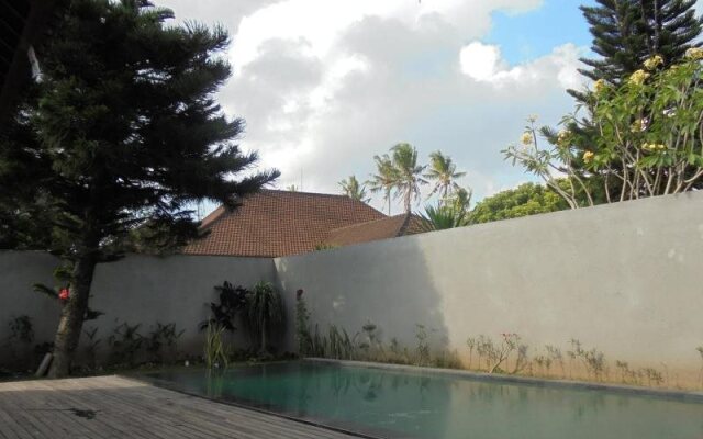 The Puri Shanti Villas