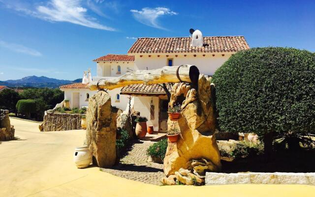 Sulia House Porto Rotondo, Curio Collection by Hilton