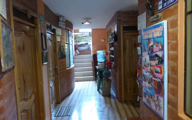 Hotel La Casa Amarilla City