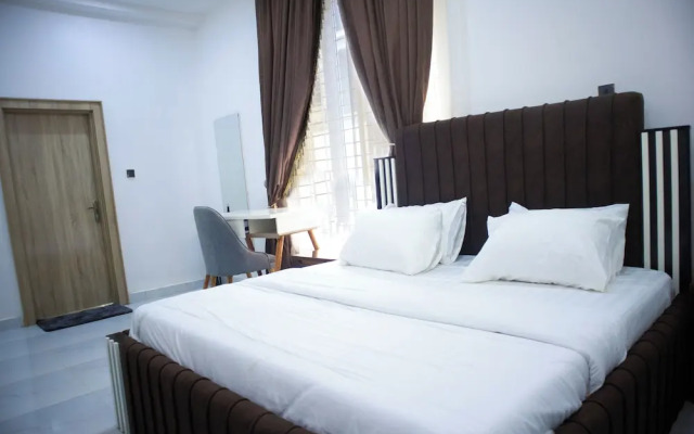 Kyeston Apartment