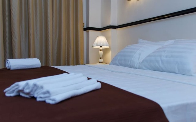 Royal Apartments in Cairo Down town