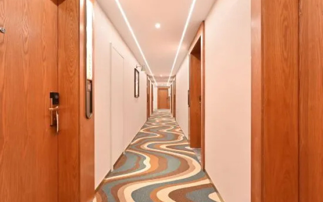 James Joyce Coffetel (Beijing Haidianhuangzhuang Zhongguancun  Metro Station)