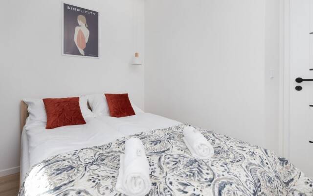 Apartment Park de Gaulle'a by Renters