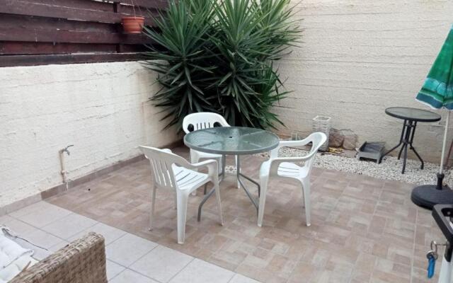 No3,23 Neilmmantos St Peyia