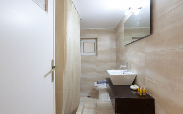 Athenian Fine Flat for 4