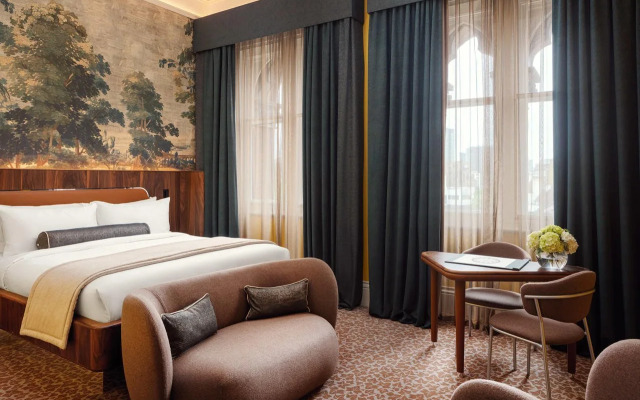 St. Pancras London, Autograph Collection ®