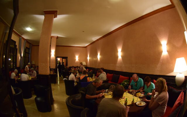 Palms Hotel Club