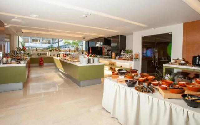 Island Resorts Marisol