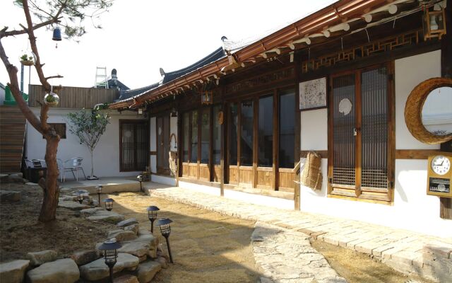 Nokwon Guesthouse