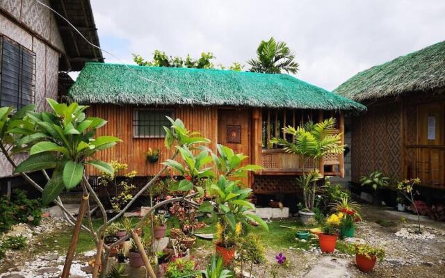 Titanic's Nipa Huts by Hiverooms