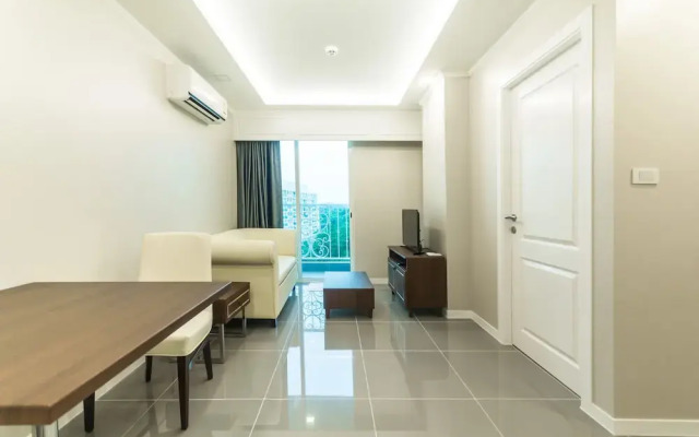 The Orient Resort and Spa by Happy Host