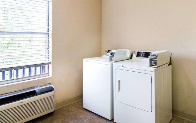 Quality Suites Irving-Las Colinas