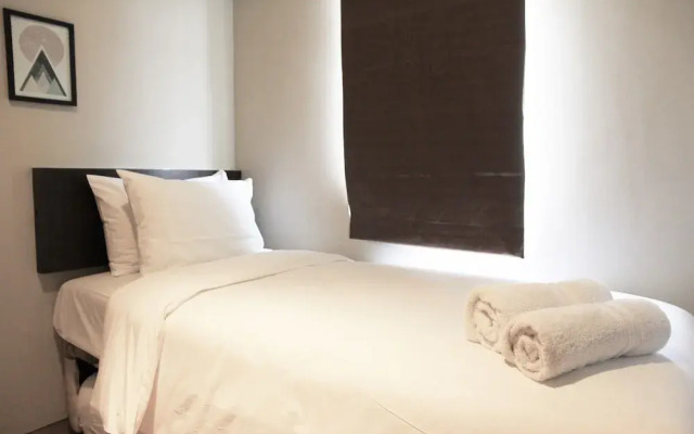 Deluxe and Comfortable The Springlake Summarecon Apartment