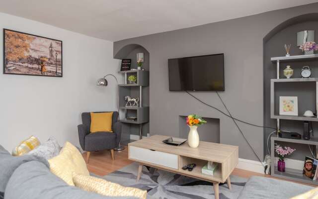 2Bed Apartment in Camden