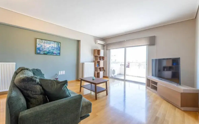 Petralona Dazzling top Floor 2BD AP