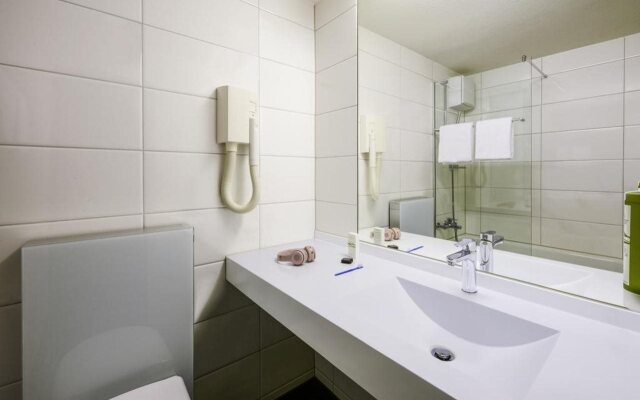 ibis Zurich Adliswil