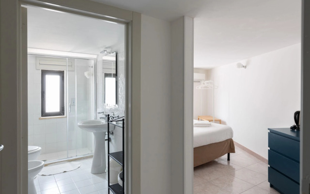 Biancaleuca Rooms & Suite