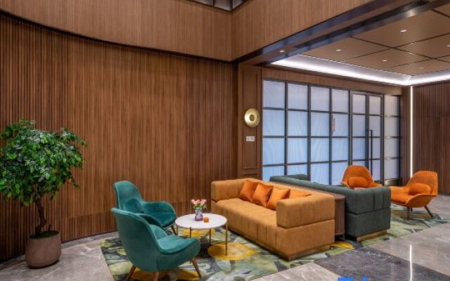 Orange Hotel (Shenzhen North Railway Station)