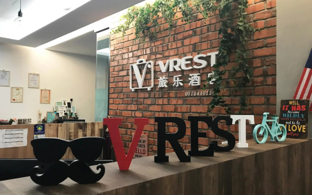Vrest Hotel
