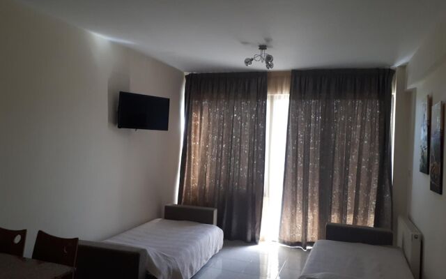 Tasiana Hotel Apartments Complex