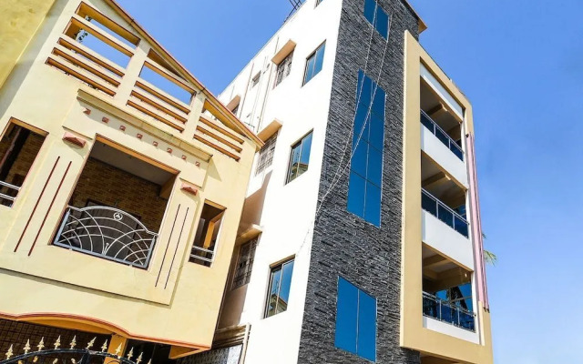 Royal Residential Lodge by OYO Rooms