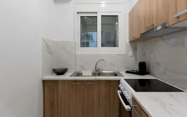 Phaedrus Living Kolonaki Maple Residence