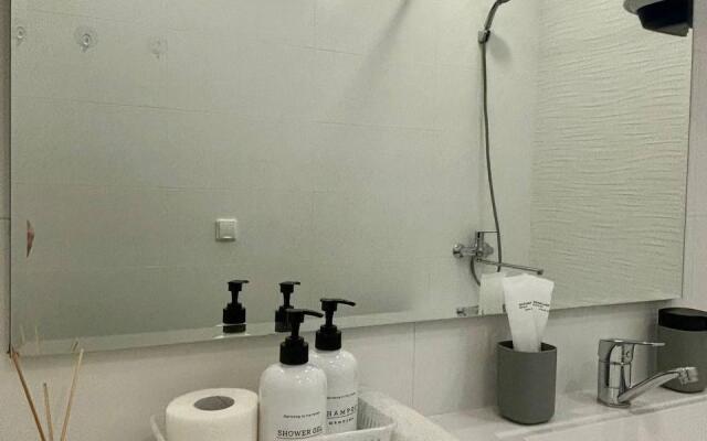 Апартаменты MoonRoom 72 на проезде Тихий