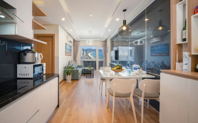 Apartment SeaView at Muong Thanh Residence