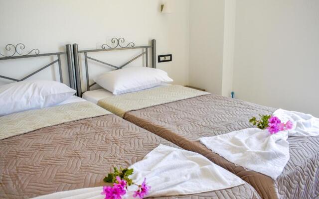 Katsaros Luxury Apts 5min walk to beach