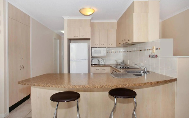 Unit 3 'On the Park', Coolum Beach