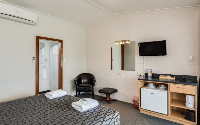 Ocean Beach Hotel