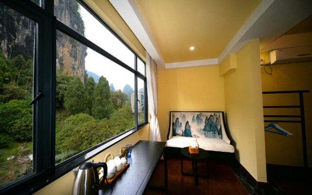 Yangshuo Xingping Island Resort